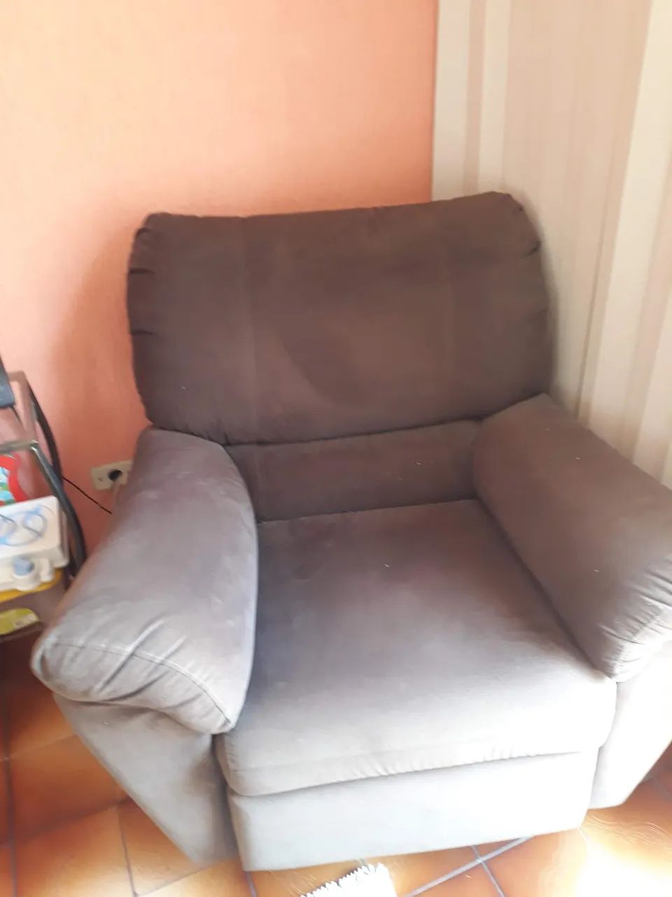 Poltrona giratoria reclinável  - Foto 4