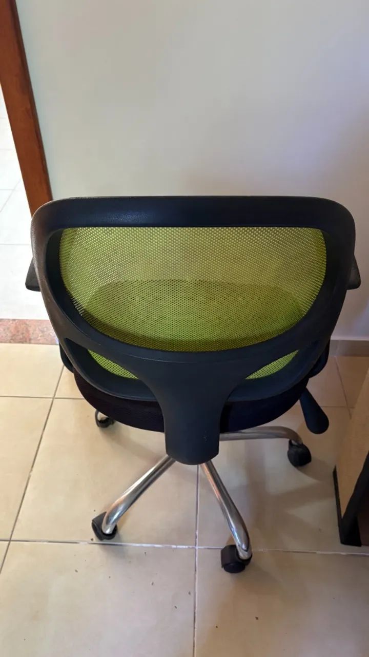 cadeira giratória de escritório  - Foto 2