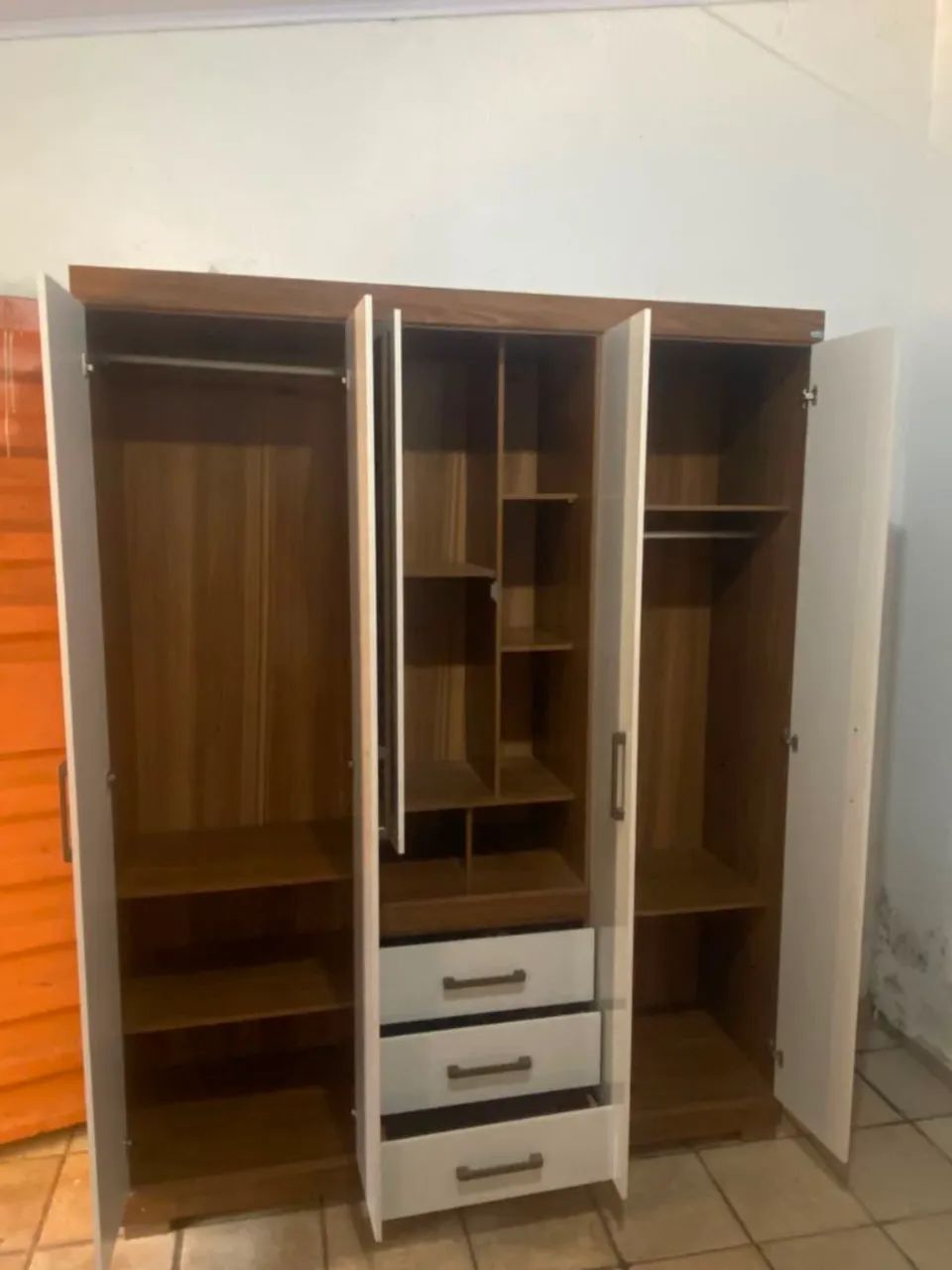 Guarda roupas - Foto 2