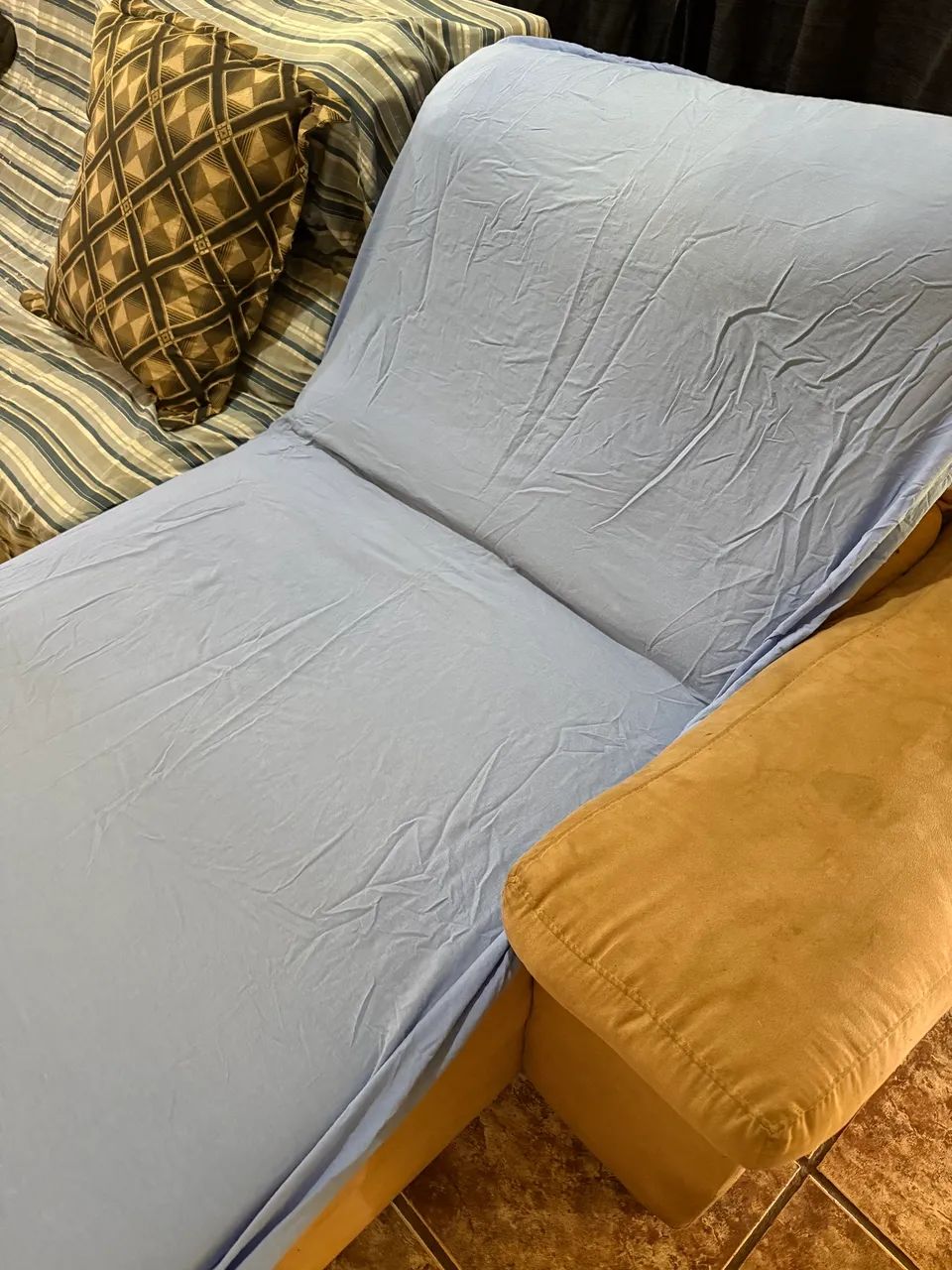 Sofá super confortável com detalhes - Foto 3