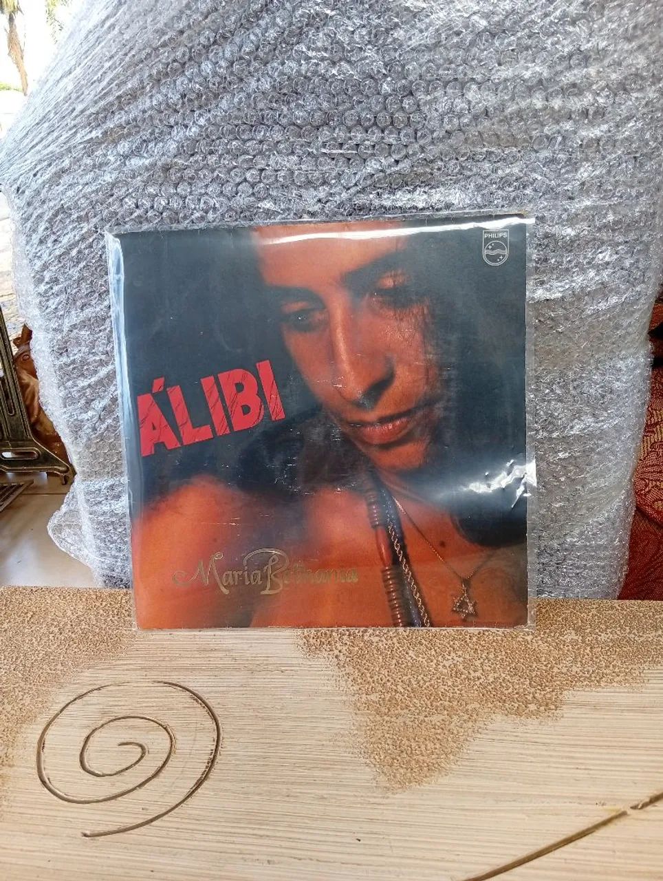 Vinil Maria Betânia álibi 