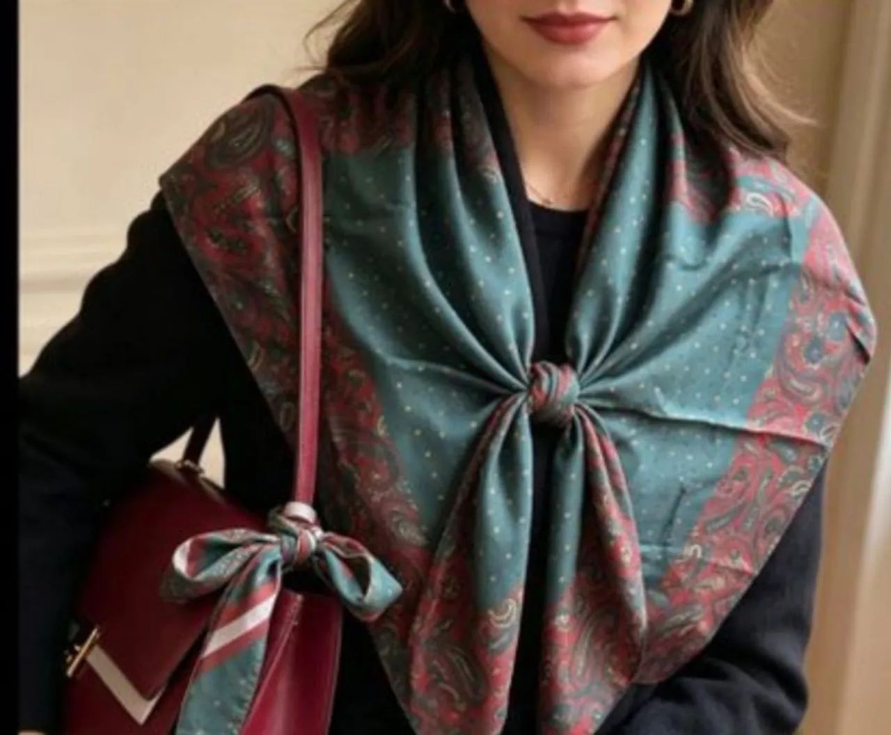 Lenço Feminino De Seda Quadrado Estampa Paisley E Verde e vinho - Foto 2