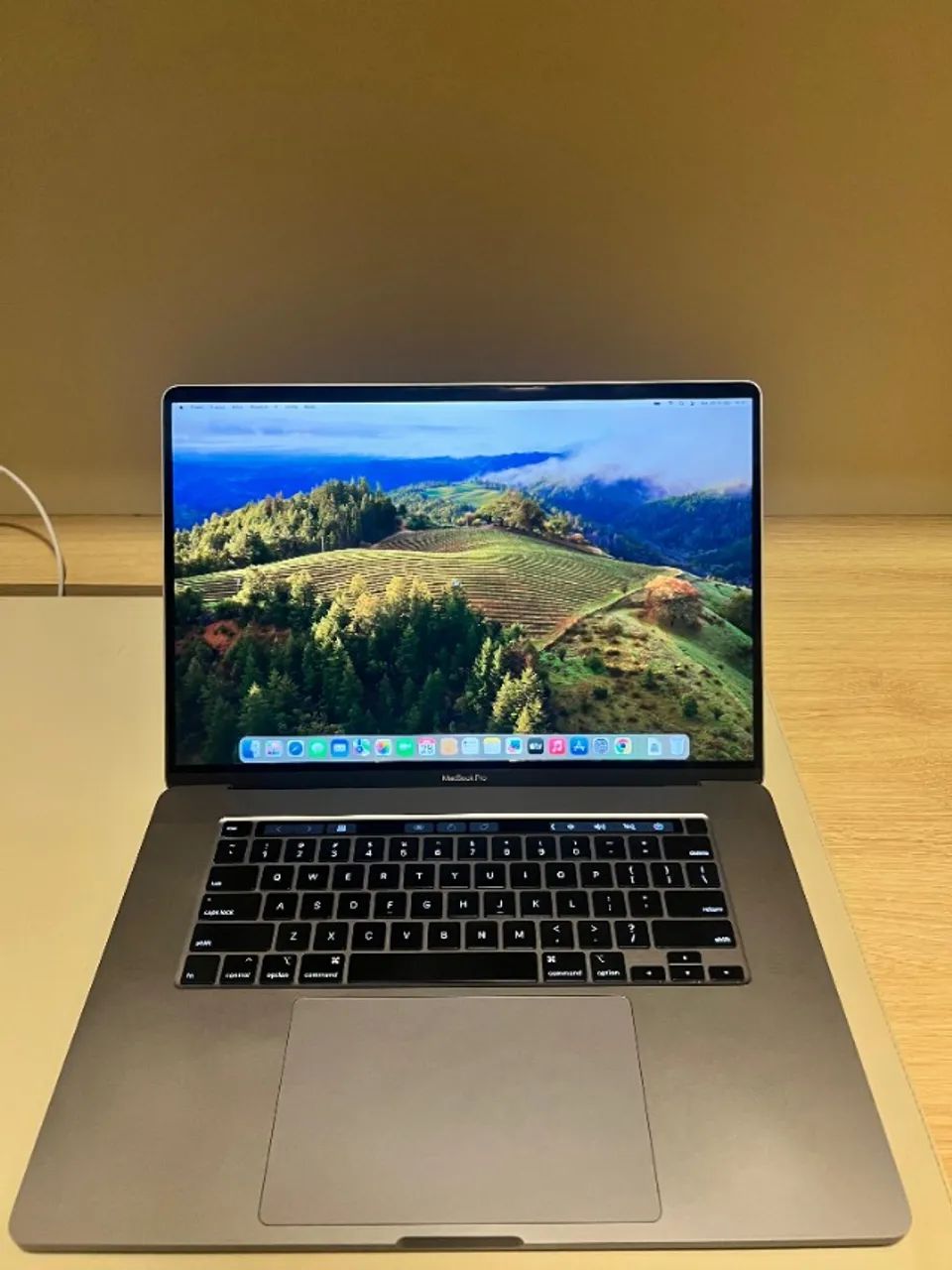 MacBook Pro 16 - 2019 i7 16GB 512GB SSD - Excelente Estado +