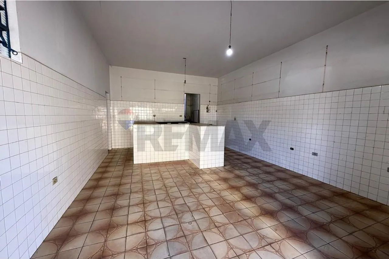 casa com 3 quartos 3 banheiros com ponto comercial - Foto 3
