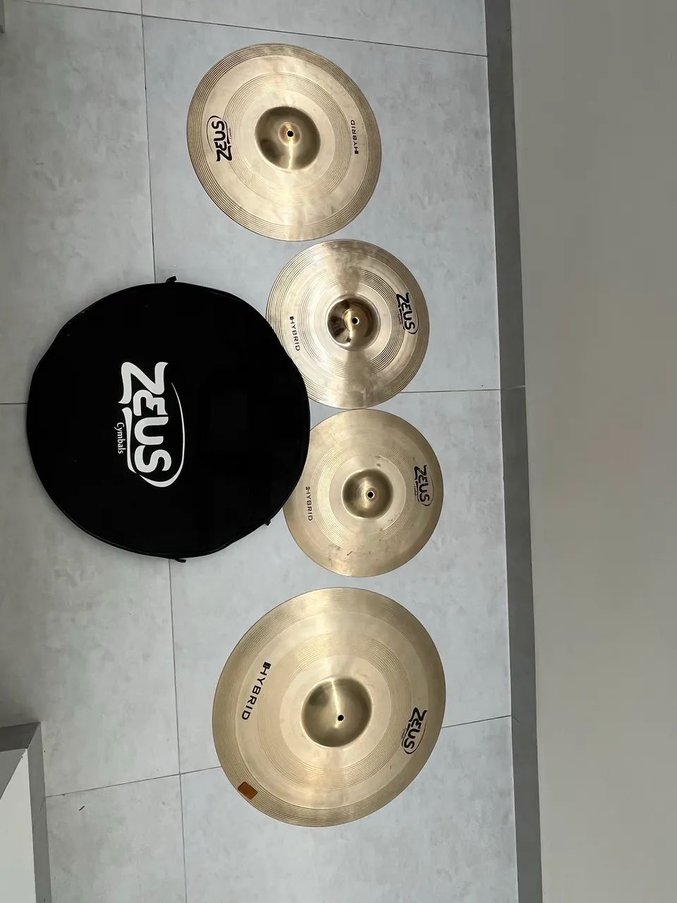 Kit de pratos Zeus liga B20 Hybrid Set C 14,16, 20 + Bag