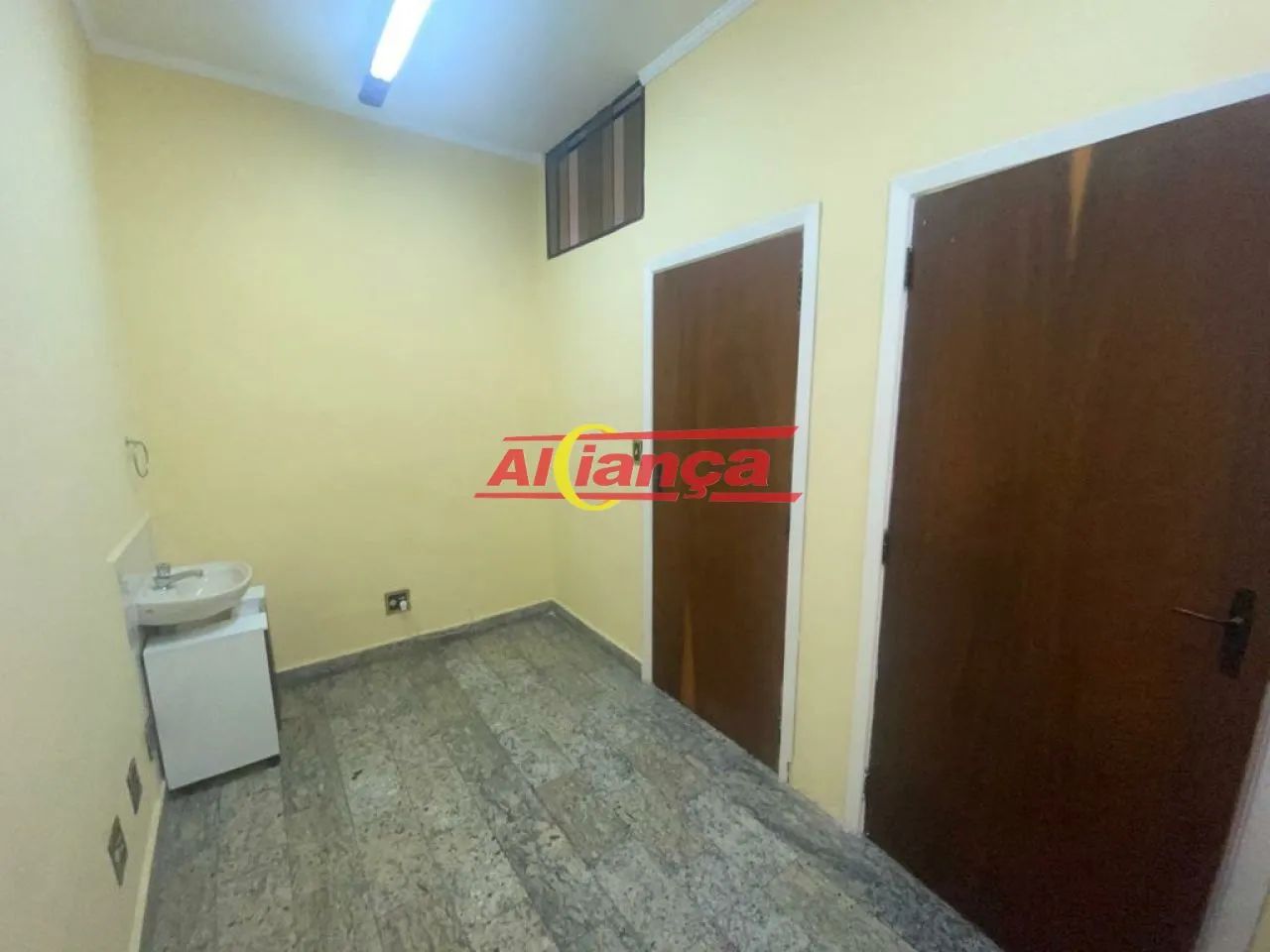 Sala com 200m² e recepção para alugar no Centro de Guarulhos/SP - Foto 3