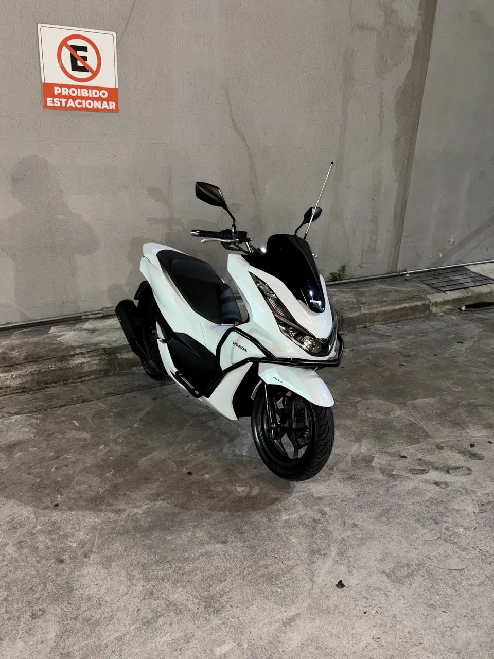 PCX 24/24 Branca ABS
