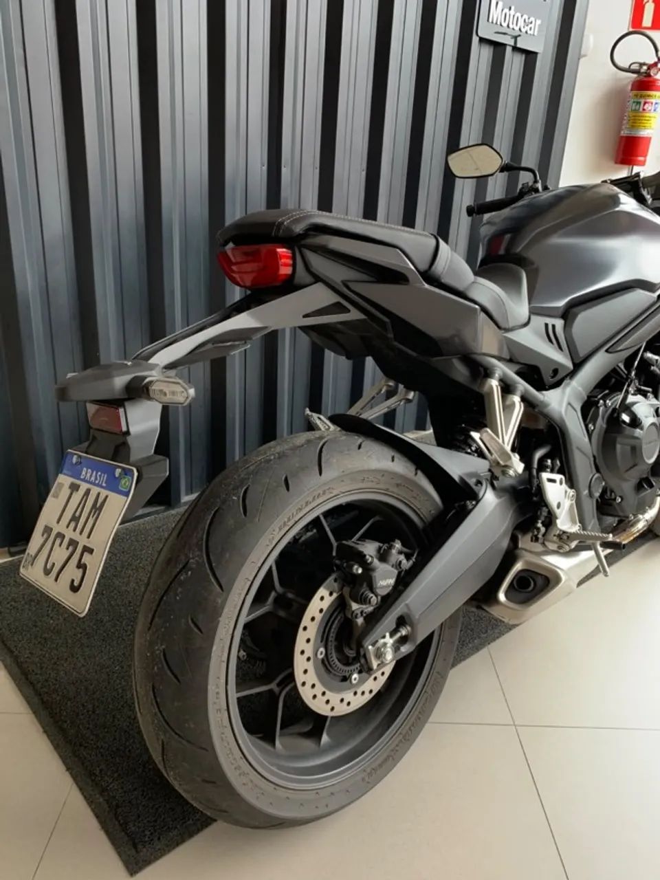 CB 650R 2024