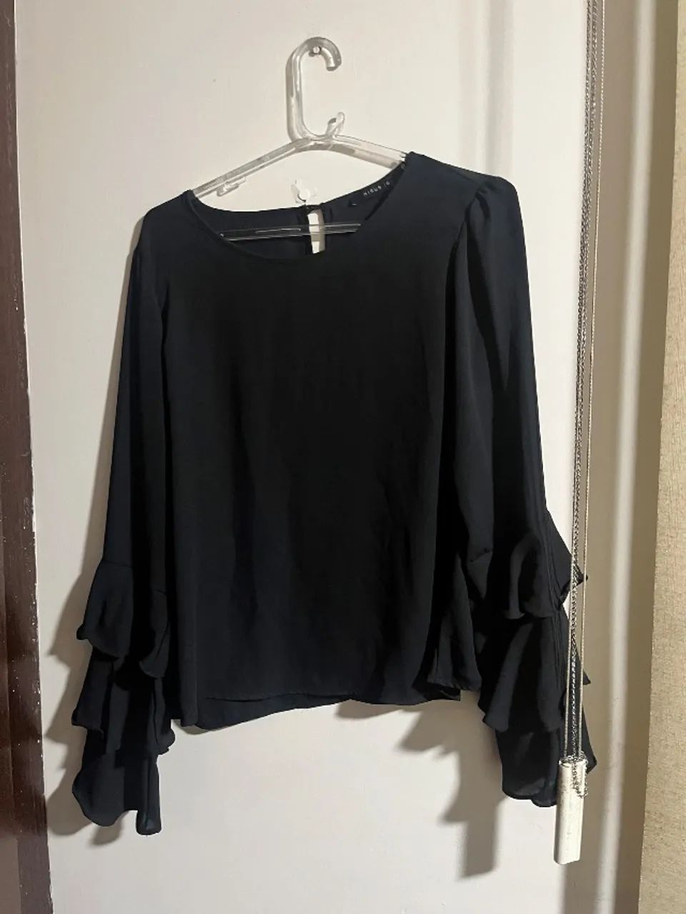 Blusa manga comprida preta 