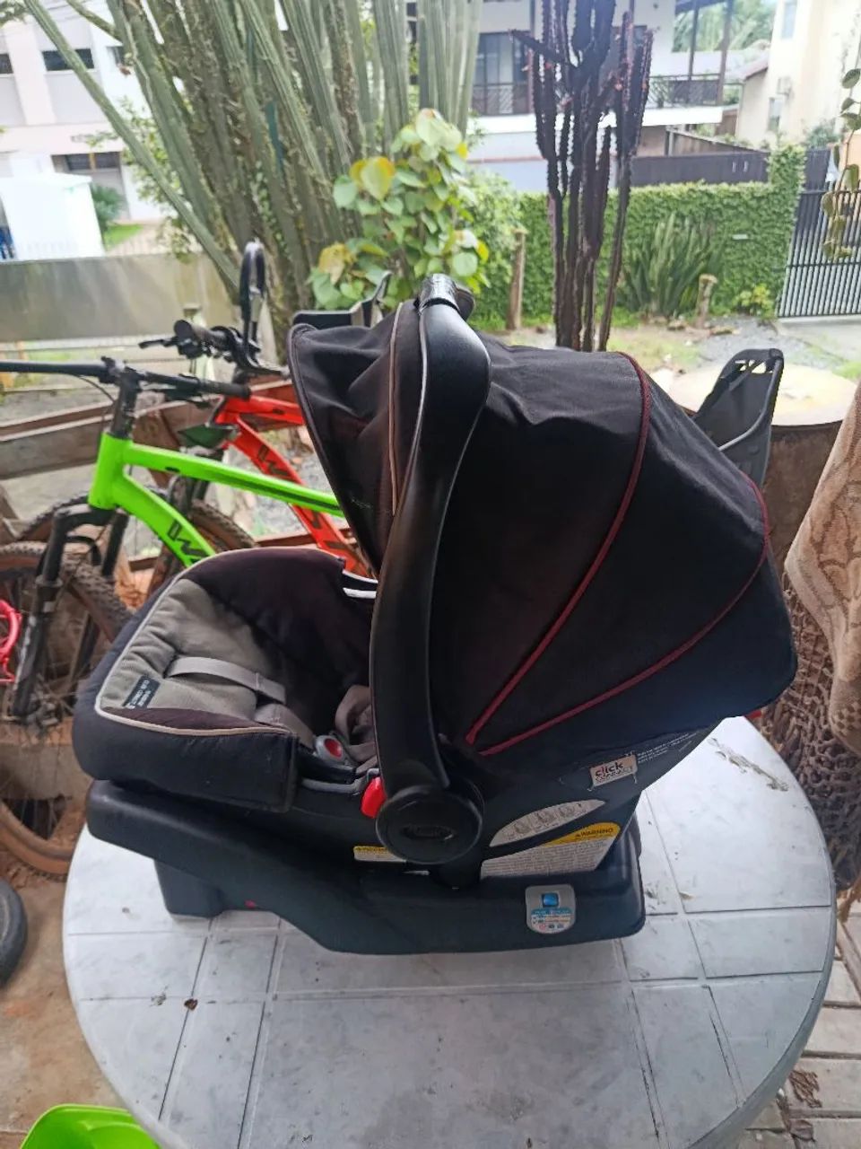 Cadeirinha de bebê para carro