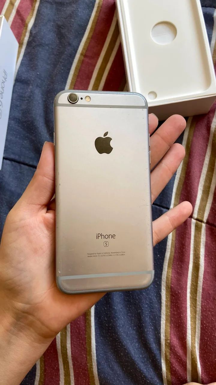 IPhone 6s QUEBRADO só pra retirar peças  - Foto 2