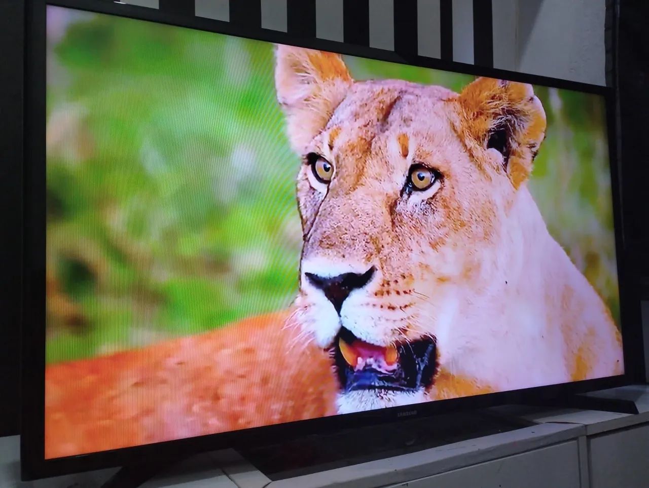 TV SAMSUNG SMART 40 POLEGADAS  - Foto 2