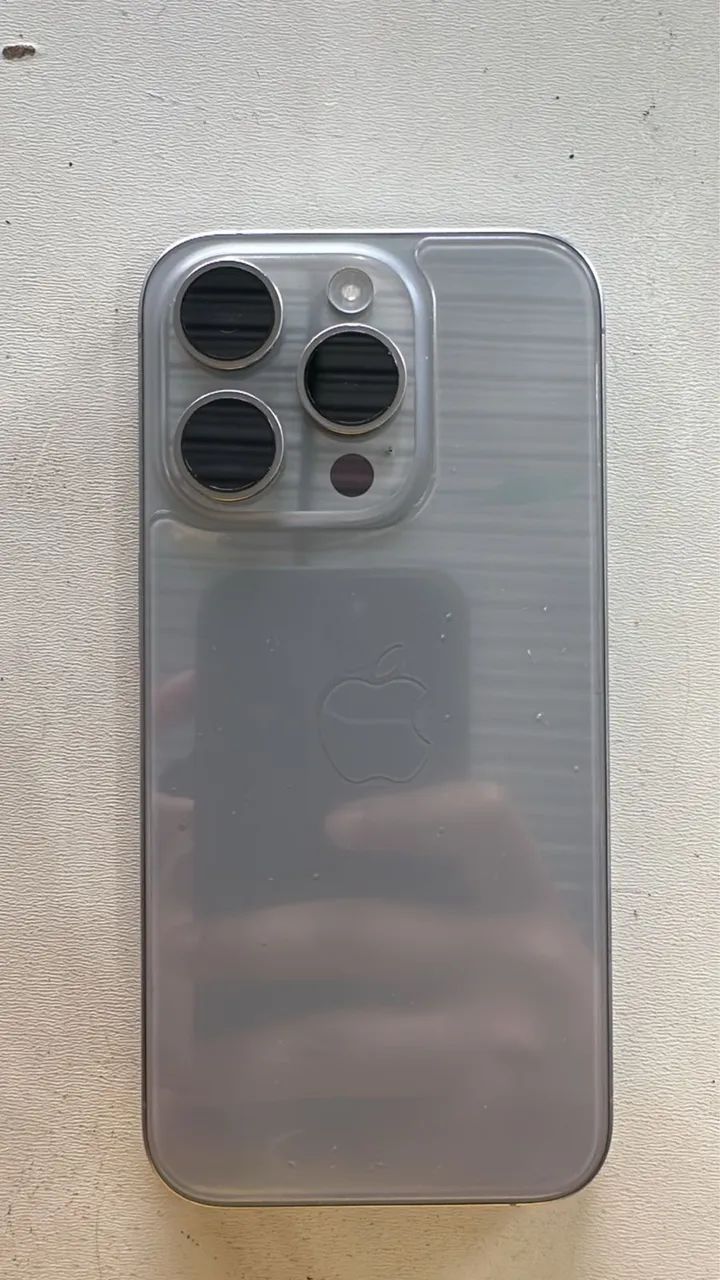 iPhone 15 pro  - Foto 2