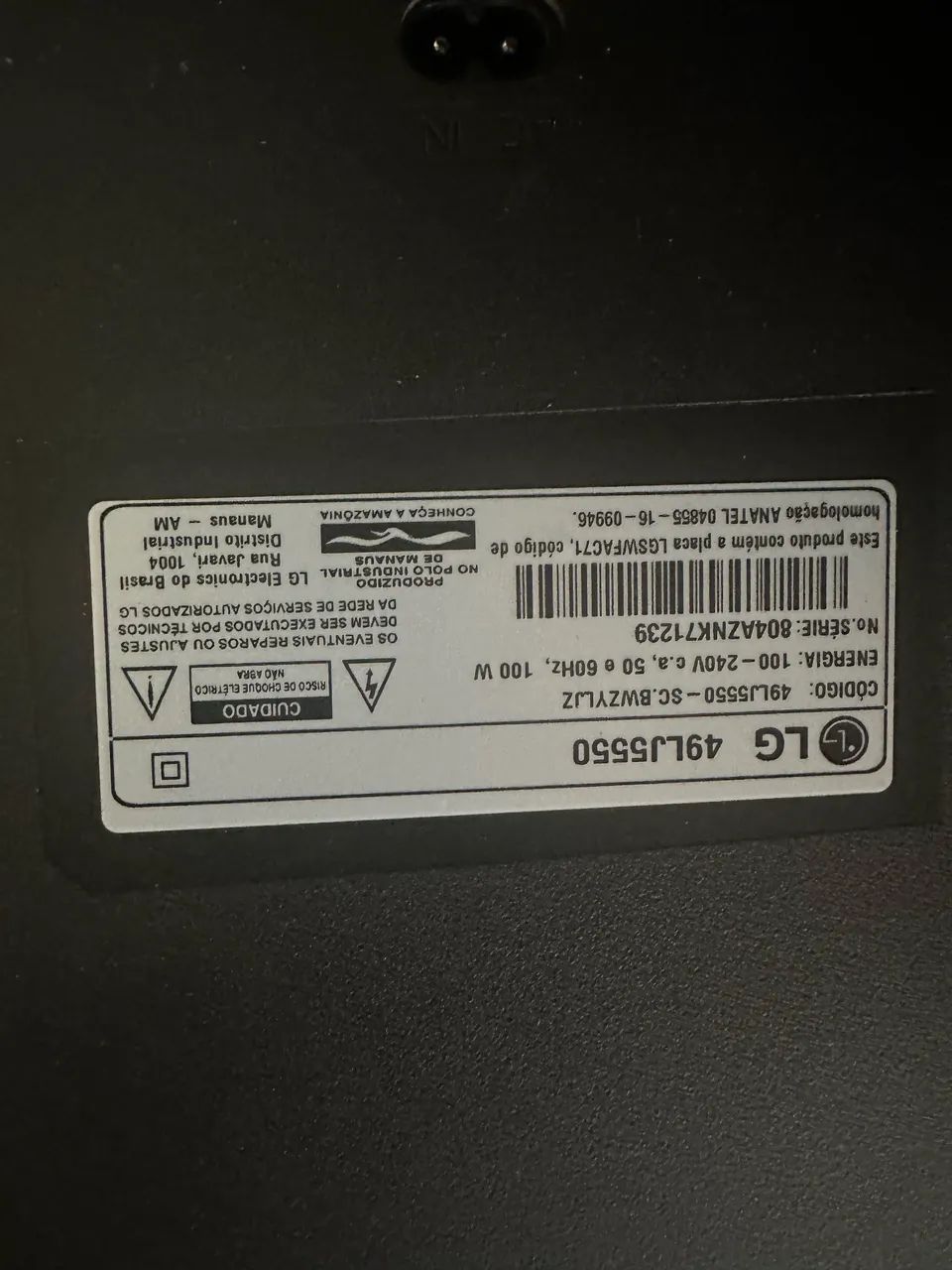 Tv smart 50 com listra na tela parte de baixo 
