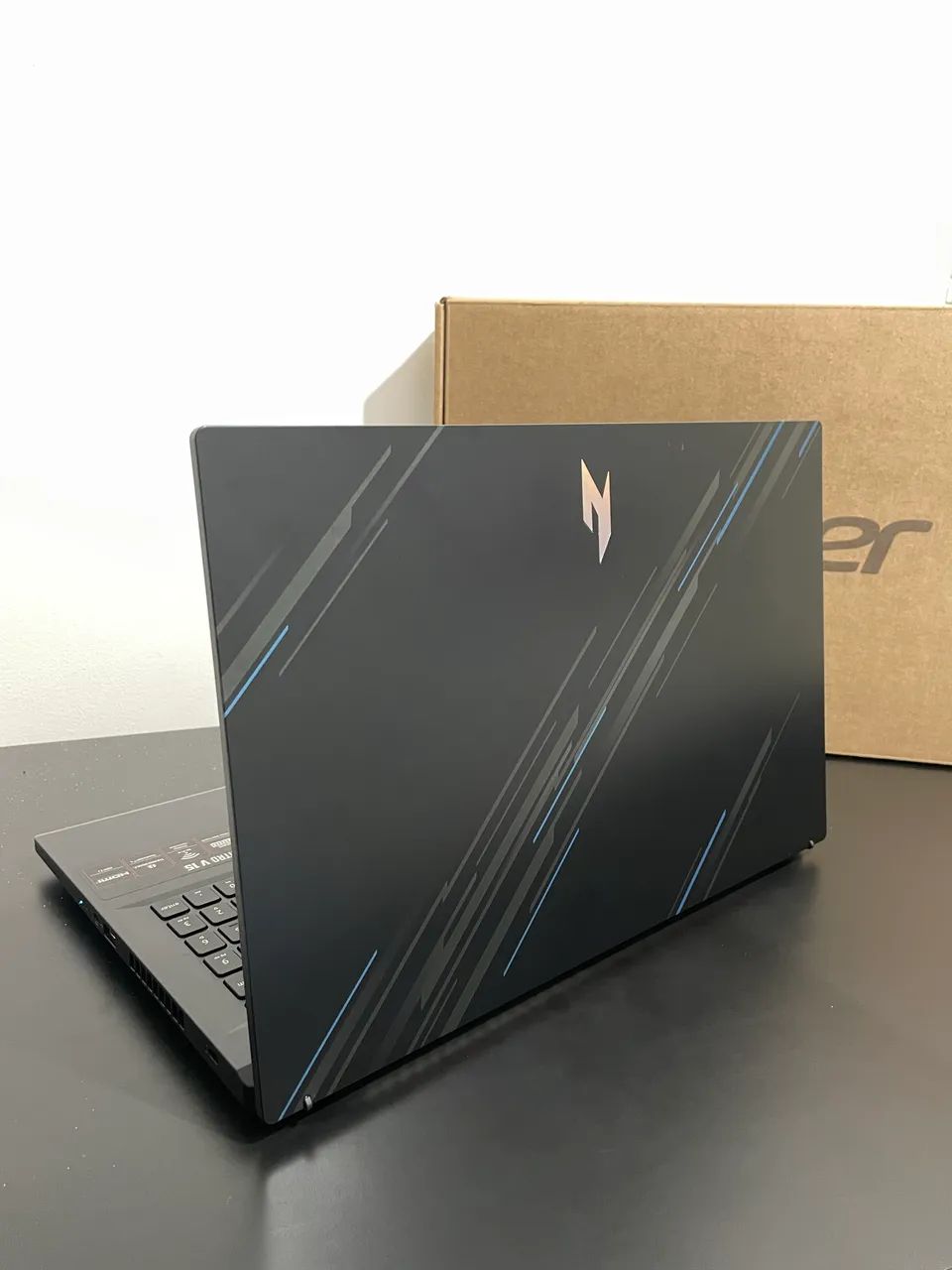 Acer Nitro V15 - Foto 4