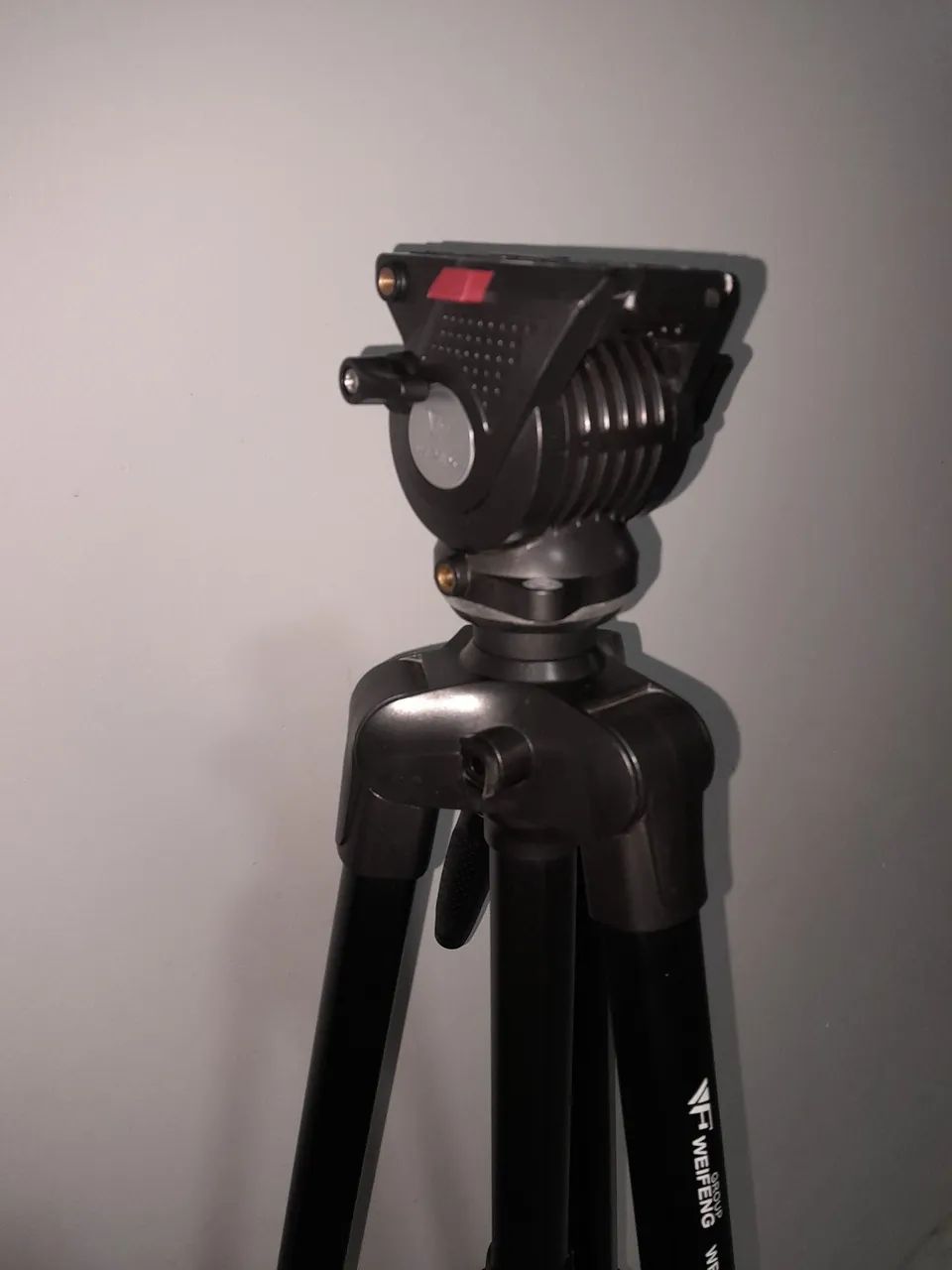Tripé Weifeng WF-3308A Profissional  - Foto 2