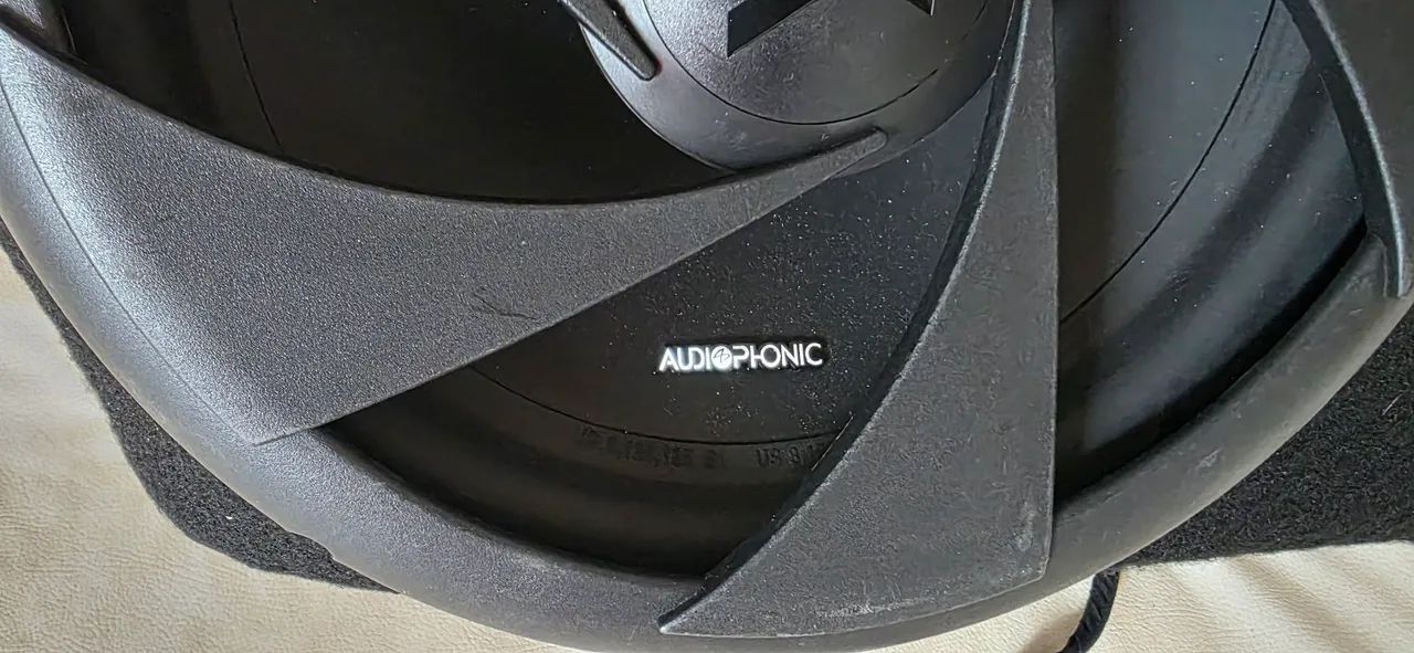 Caixa de grave corolla e subwoofer 12" - Foto 2