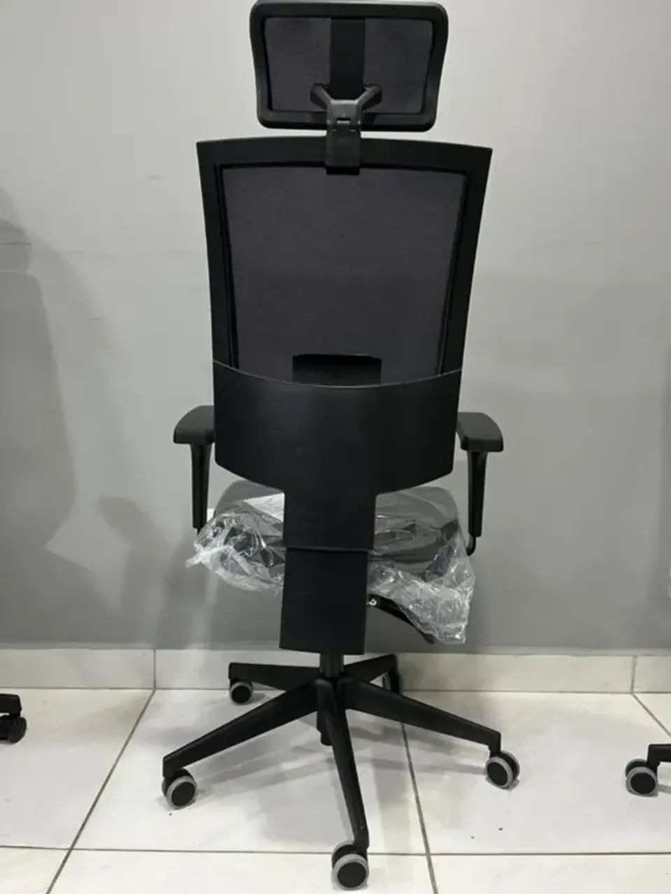 CADEIRA PRESIDENTE FLASH Com Apoio de Cabeça - Foto 3
