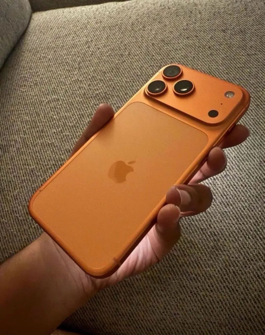 iPhone 17 promax 256gb laranj - Foto 3