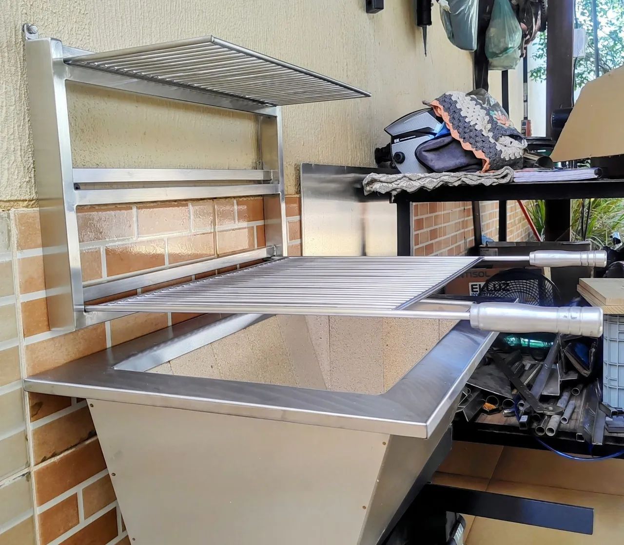 Churrasqueira com braseiro em inox - Foto 4