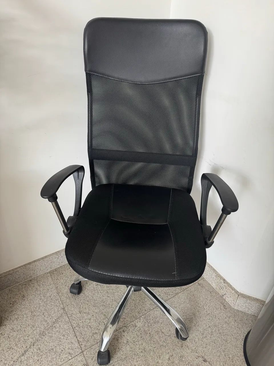 Selling Executive Chair