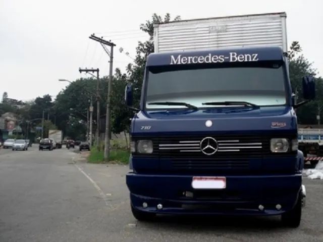 Mercedes 710 plus bau 2010 - Foto 2