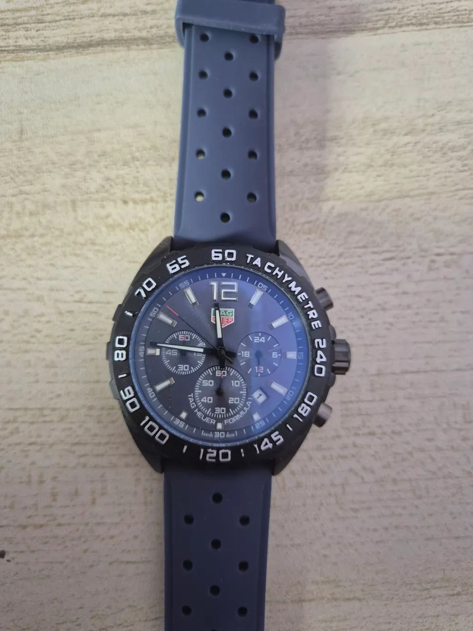 Relógio Tah Heuer - CAZ1010