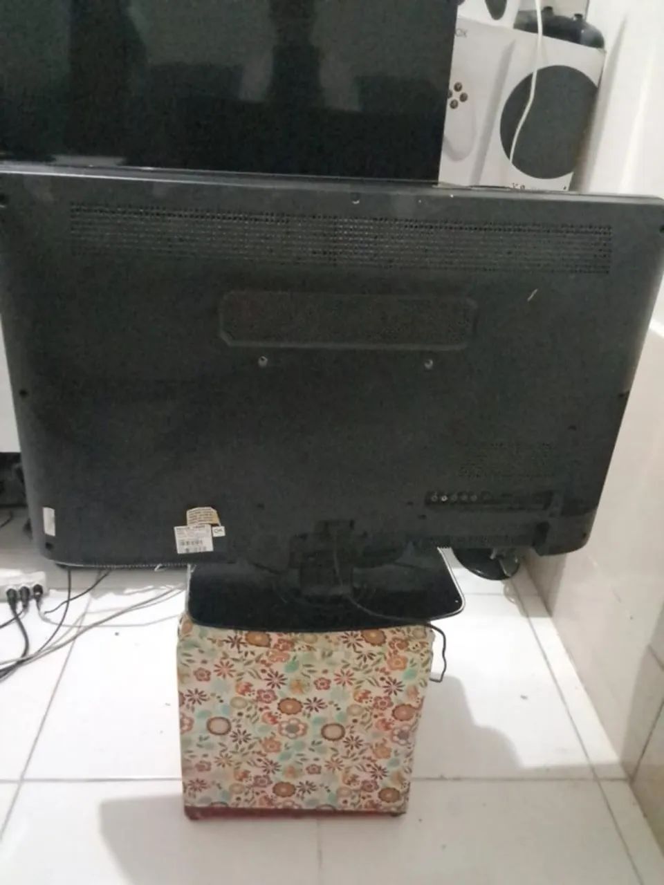 TV Philips 32 Polegadas com HDMI para Jogos - Foto 2