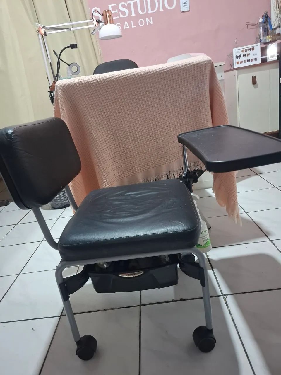 Cadeira manicure  - Foto 2