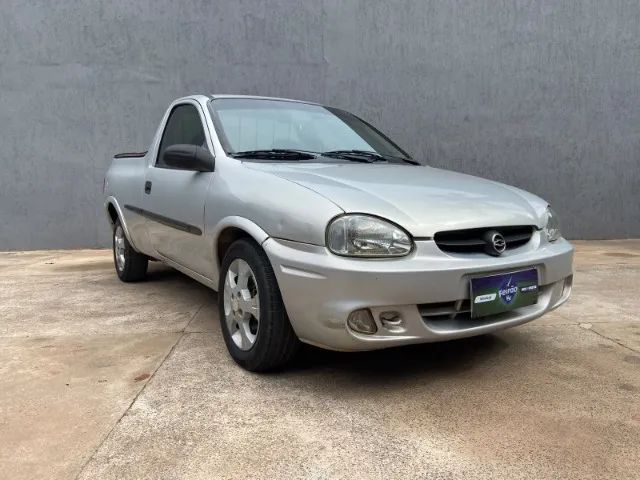 Chevrolet Corsa Pick-up Std/ Rodeio 1.6 MPFI 2003