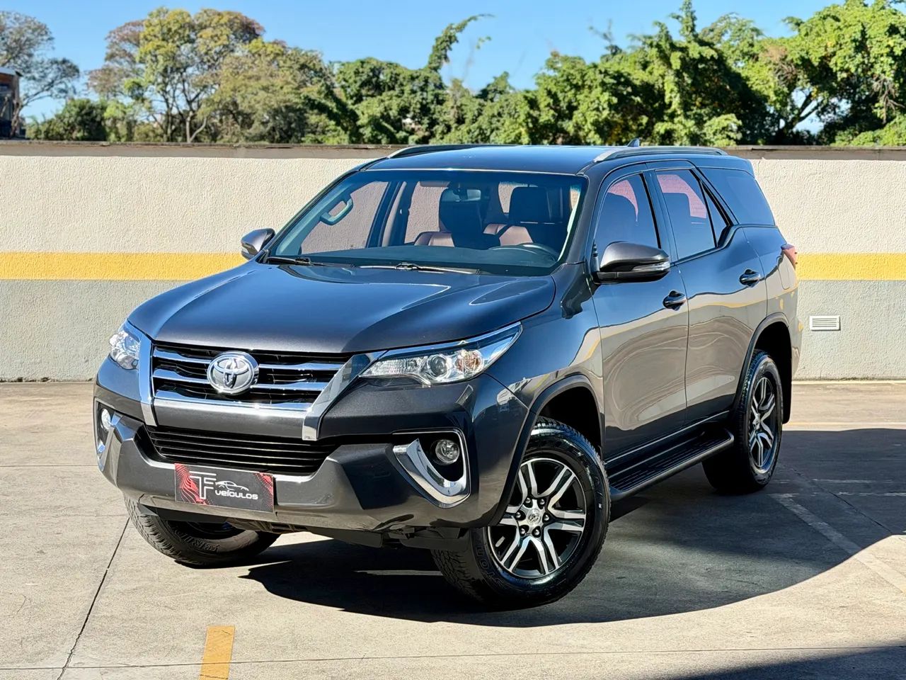 Toyota Hilux SW4 SR 4X2 2.7/ 2.7 Flex 16V Aut. 2017