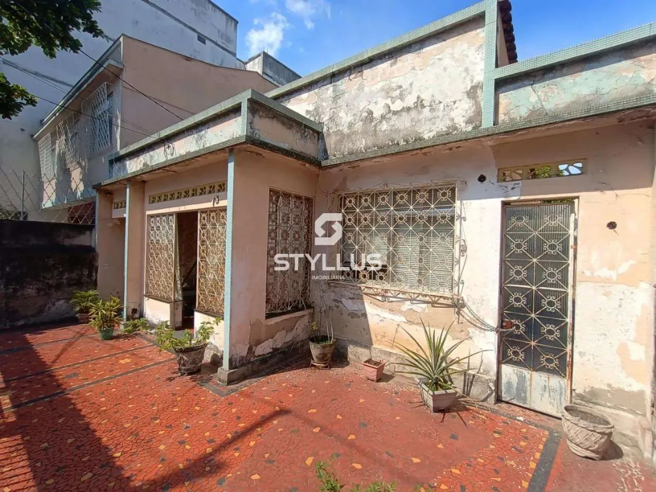 Casa Ampla em Rua Tranquila no Meier com Quintal e Potencial para Ampliação! M01X - Foto 2