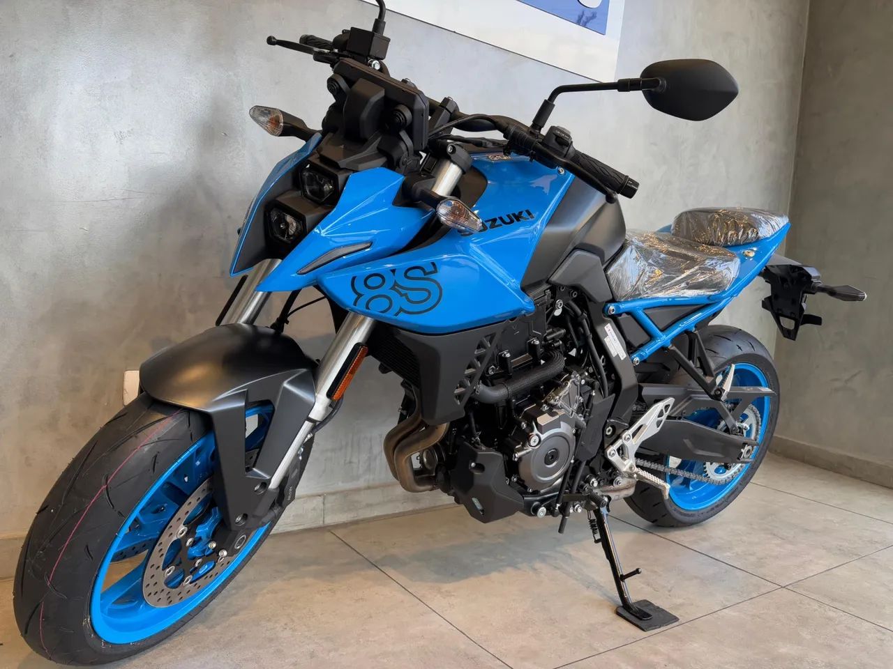 Suzuki GSX-8S - Foto 2