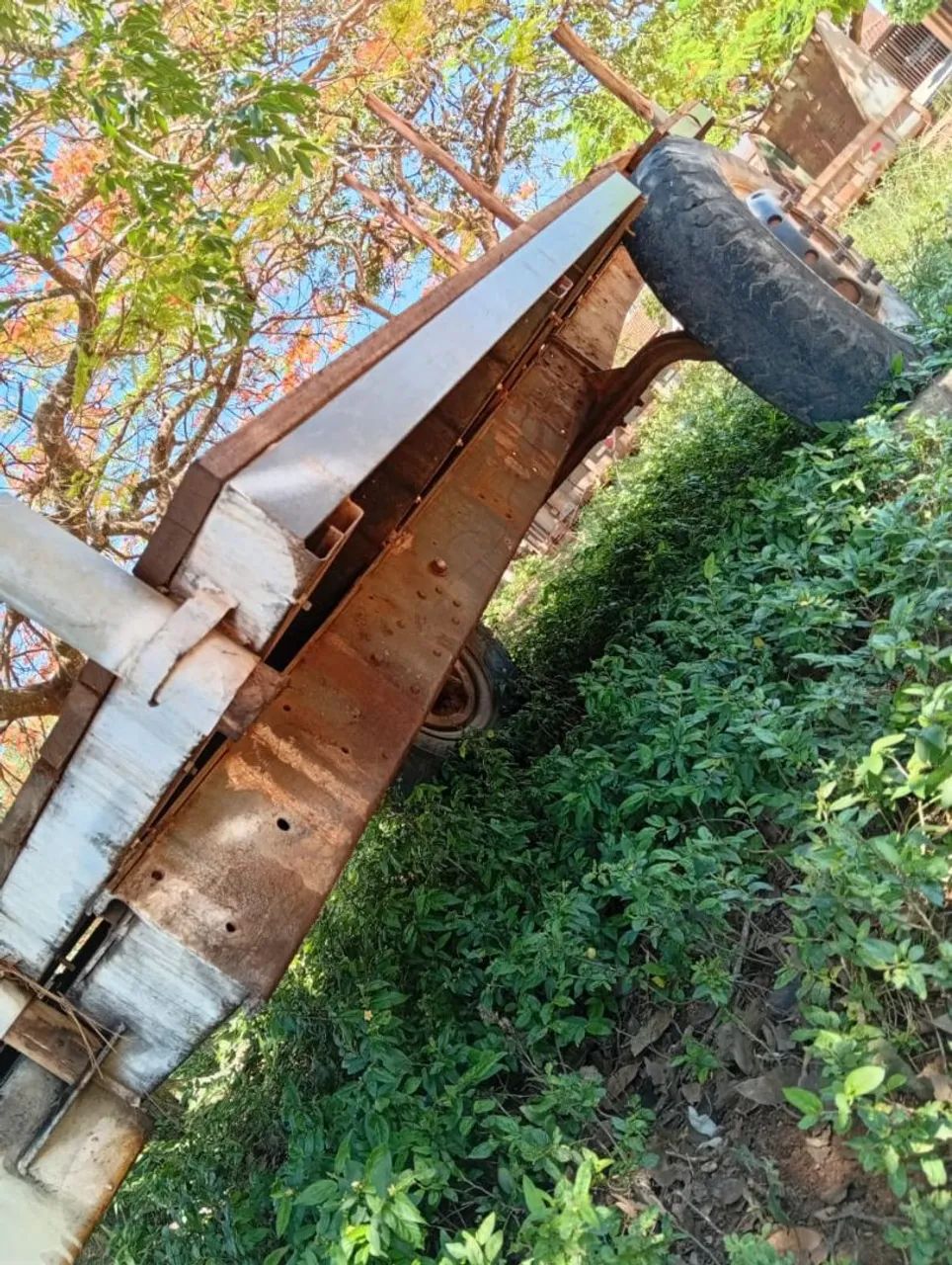 Carroção de puxar lenha no trator  - Foto 2