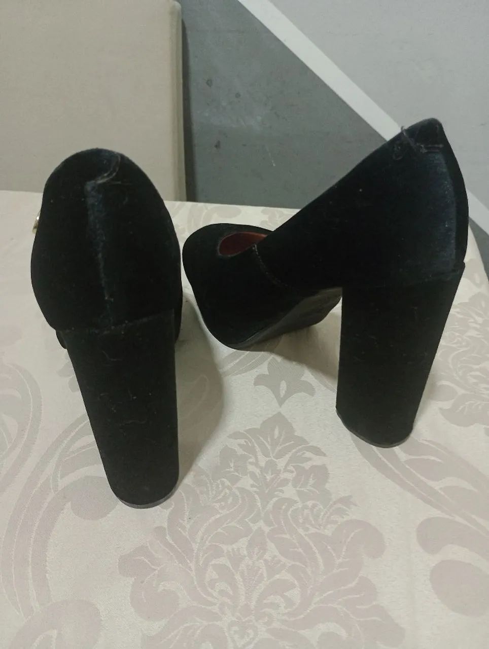 Vendo u sapato de camurça Vizzano  - Foto 2