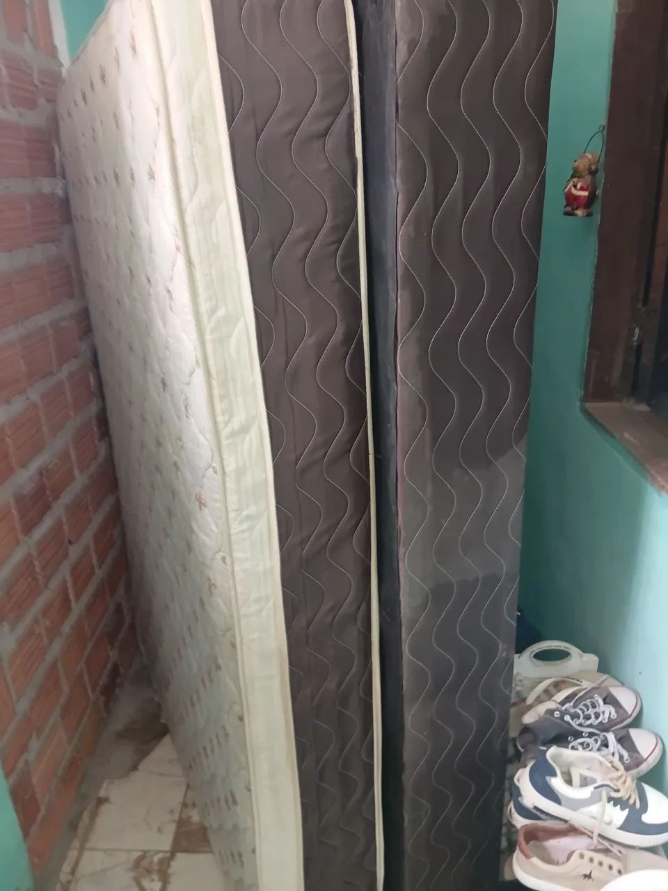 Vendo uma cama boxe semi nova