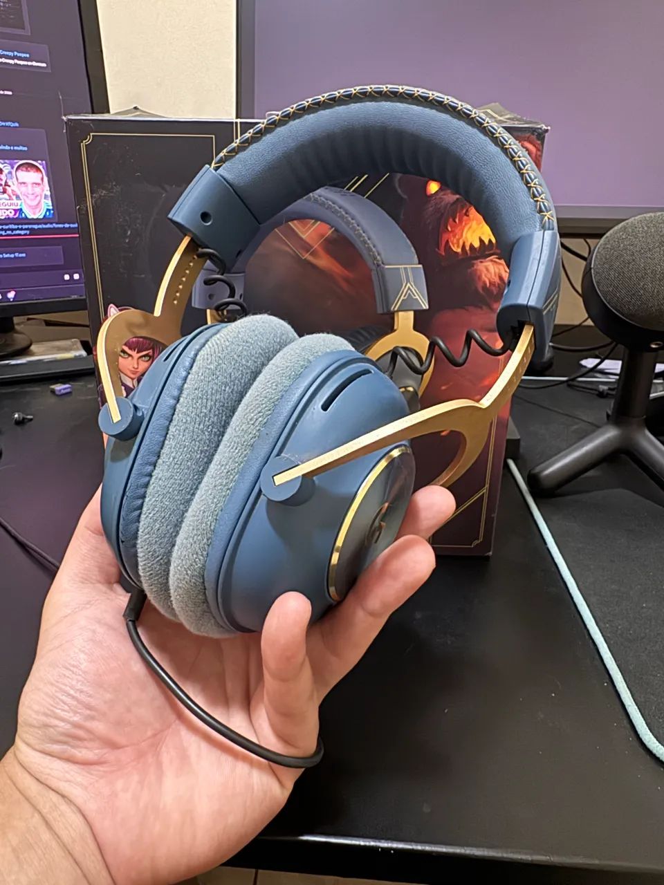 Headset Logitech Gpro x LOL  - Foto 2