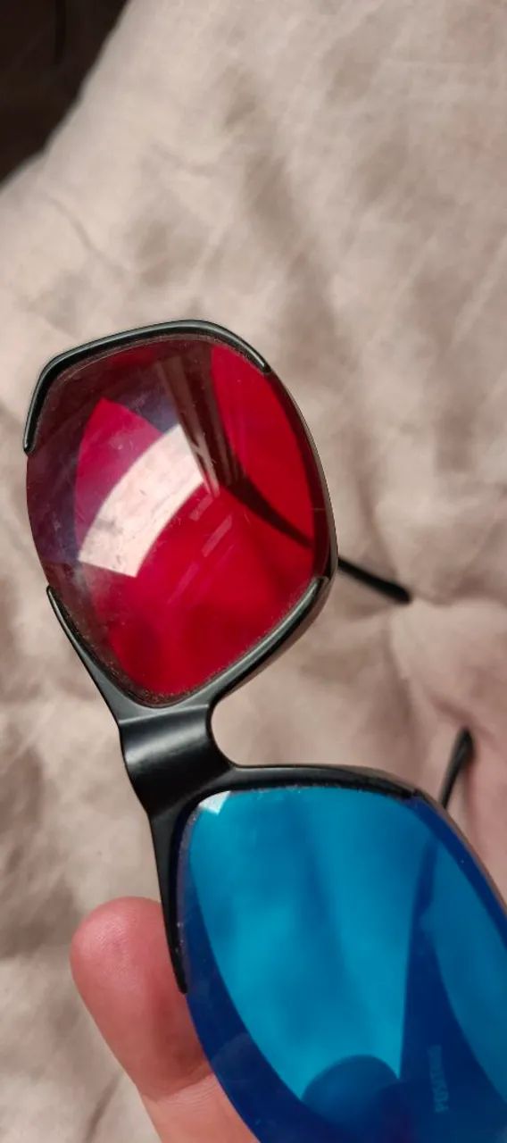 óculos em 3 d usado - Foto 4