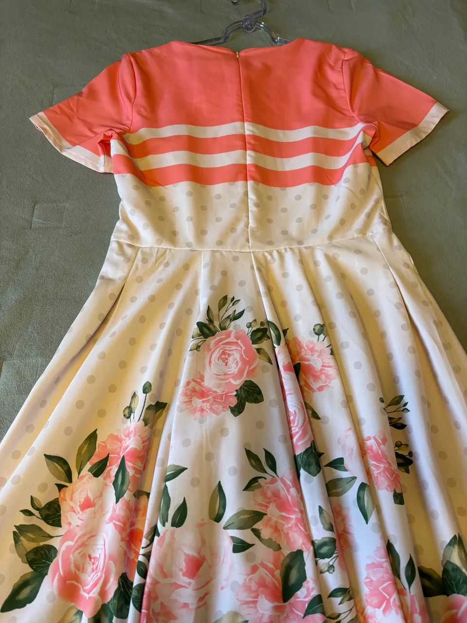 Vestidos semi novos  - Foto 2
