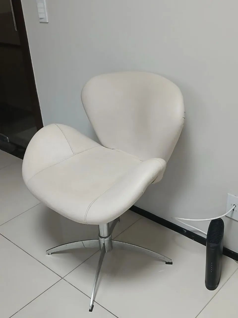 Vende-se conjunto de poltronas/cadeiras 