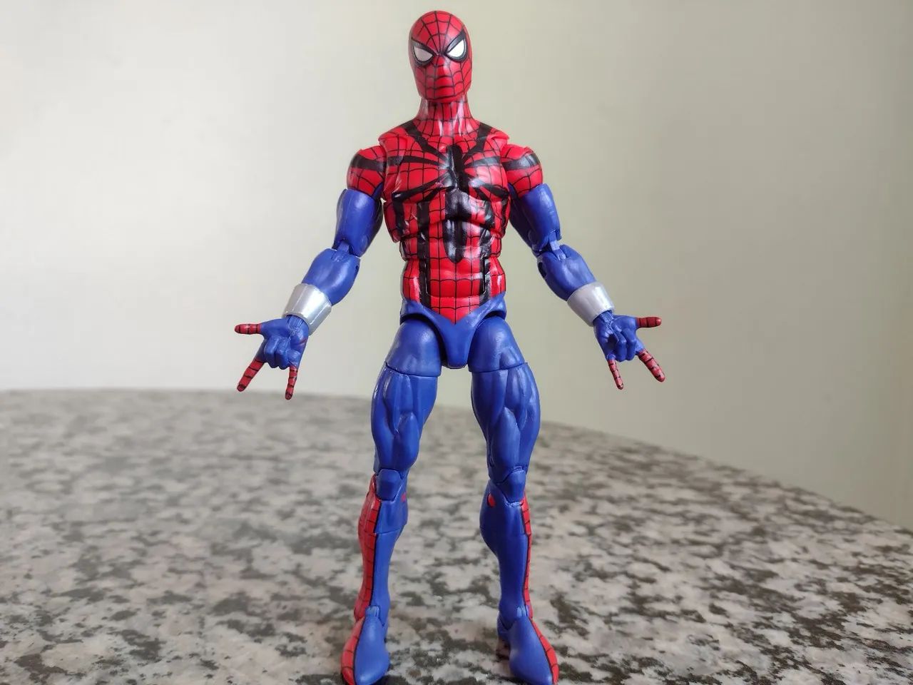 Marvel Legends Ben Reilly Spider-Man Retro Hasbro - Foto 3