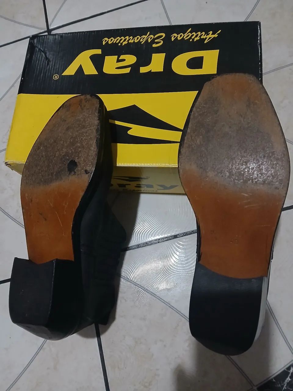 Botas rock Country preta bico quadrado 