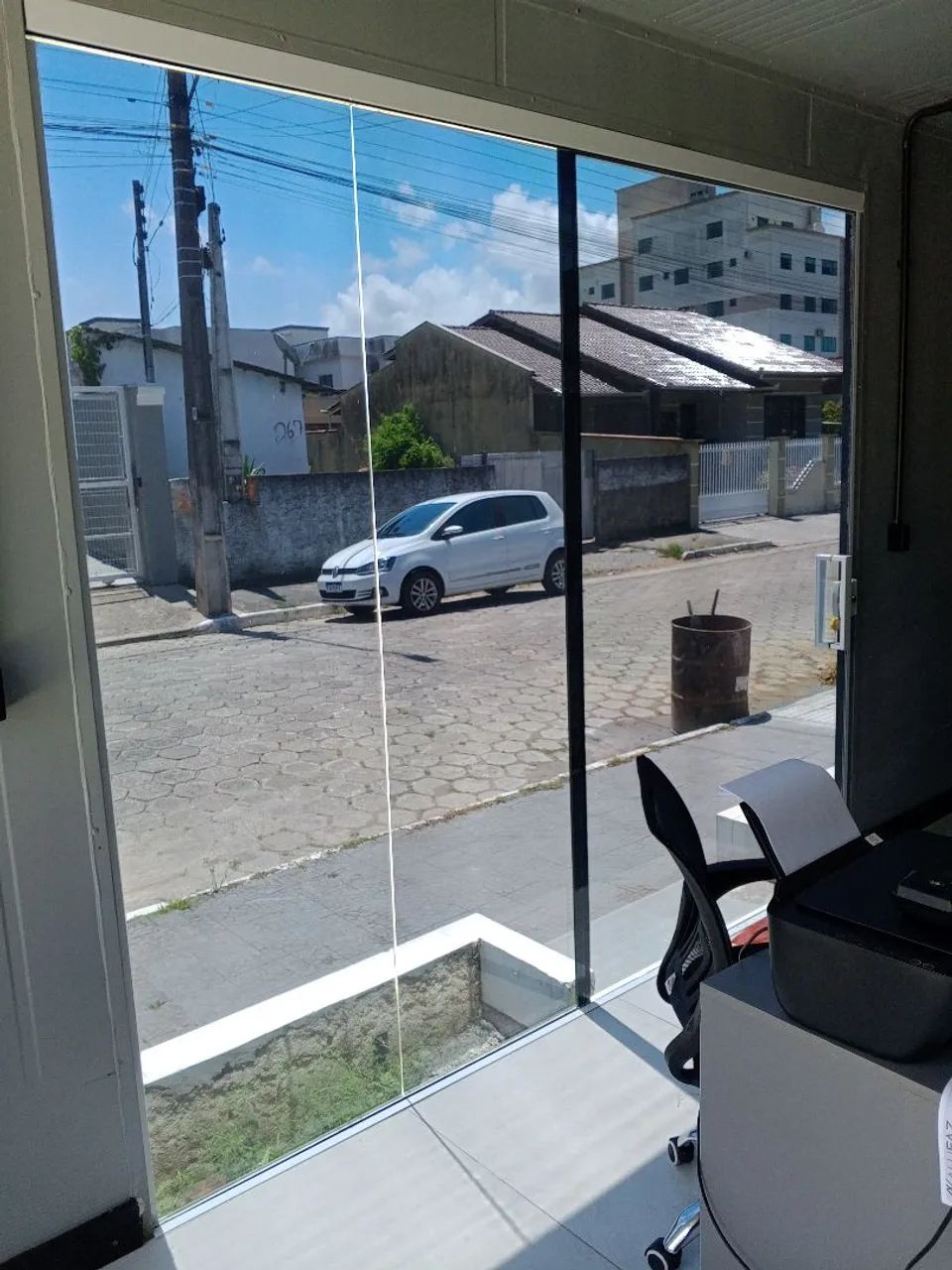 Escritório container 6 metros com lavabo.  - Foto 4
