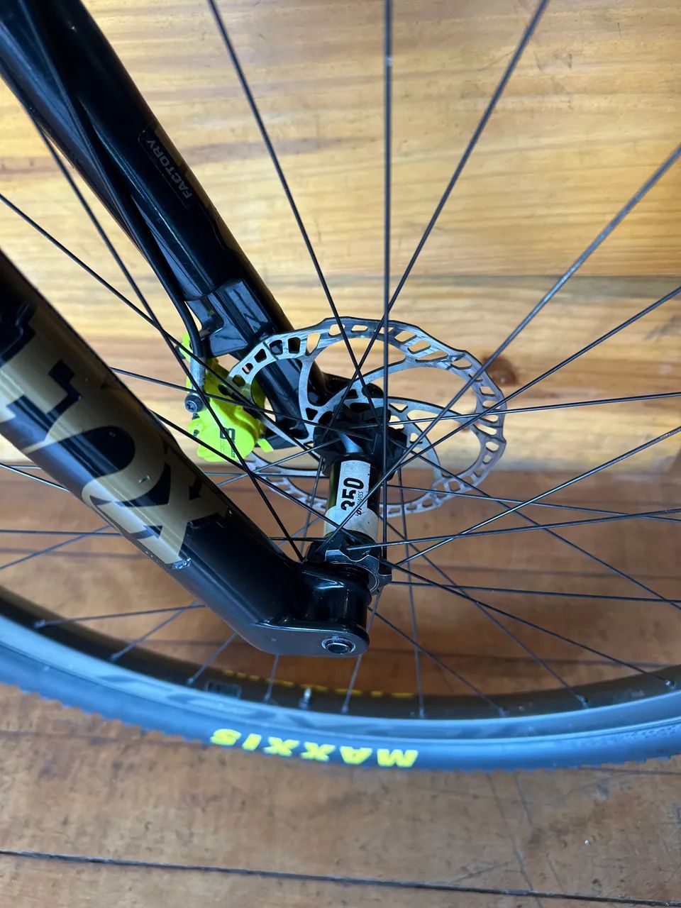 Roda Roval Control Assimétrica 2025 R$8.000,00 - Foto 2
