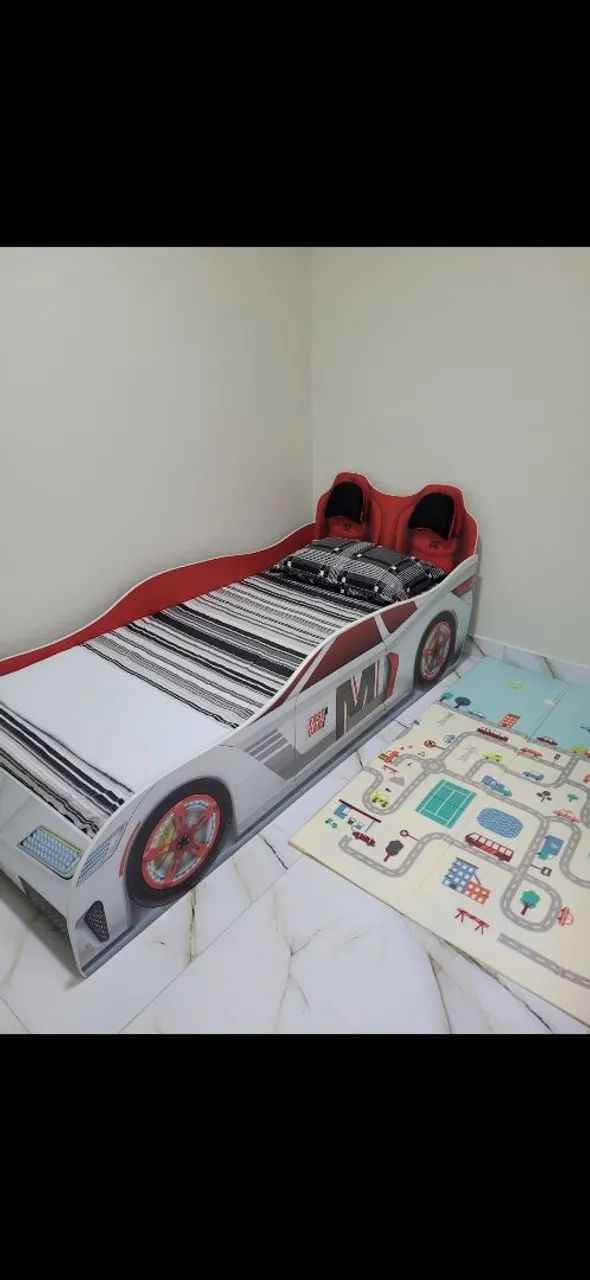 Vendo cama infantil com colchão solteiro  - Foto 4