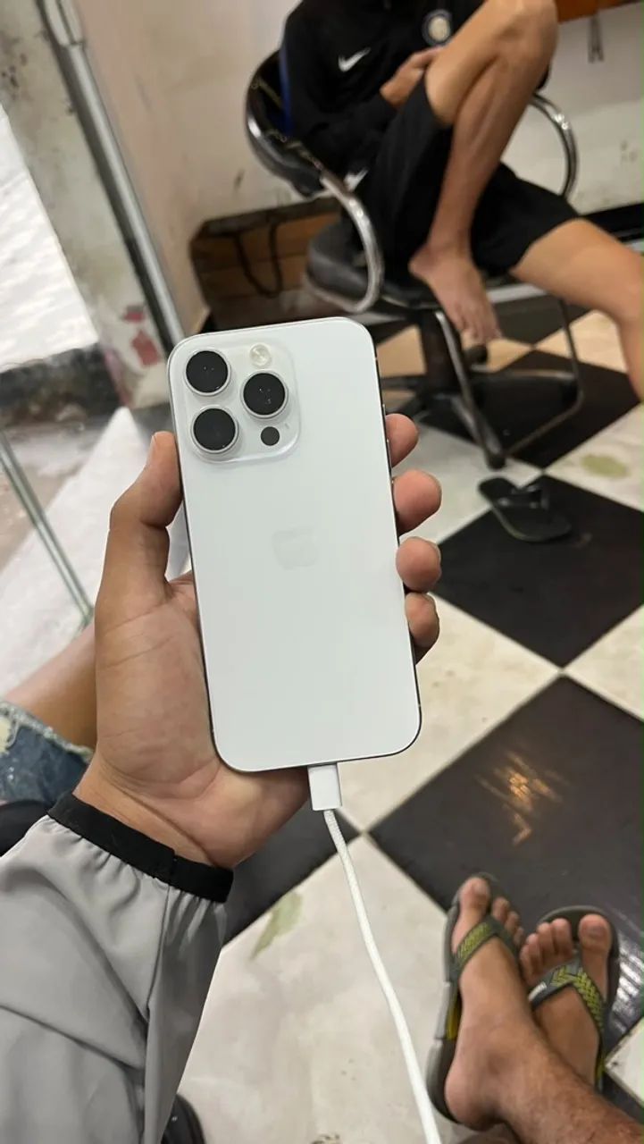 iPhone 16 pro