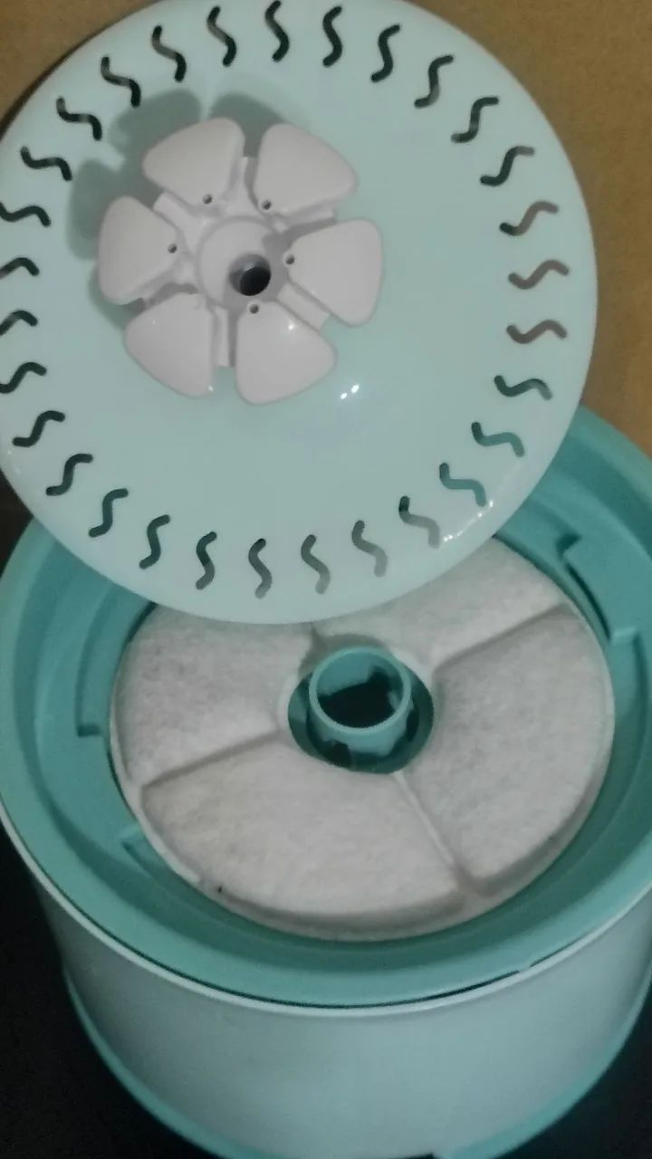 Bebedouro automático USB com filtro cães e gatoss - Foto 2