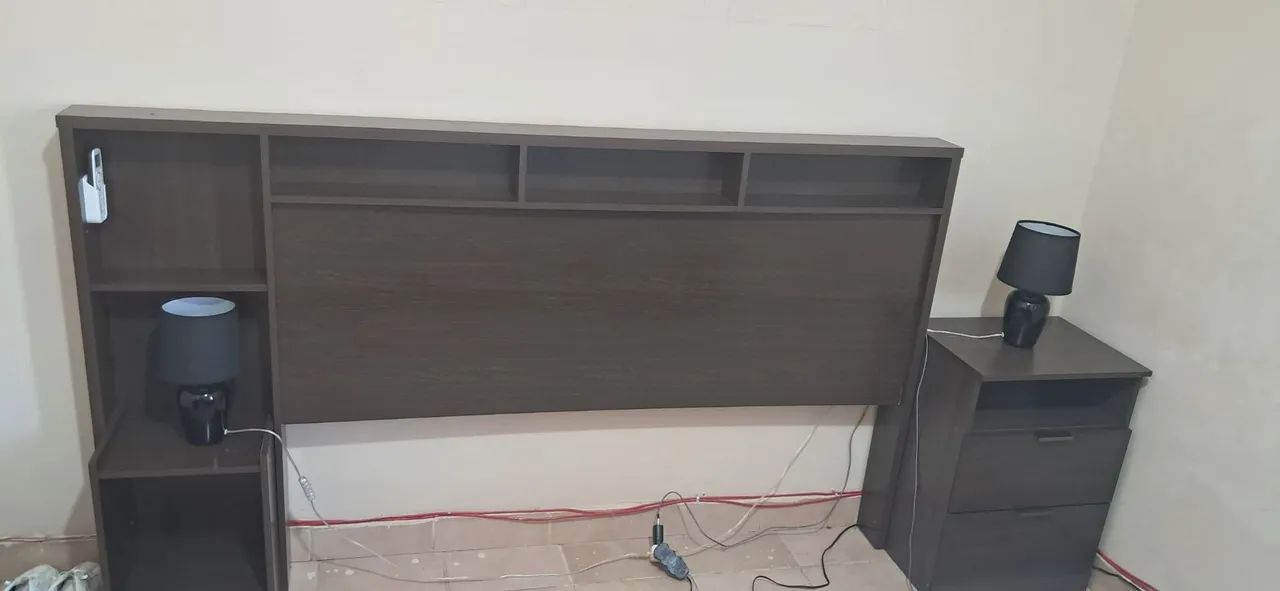 Cabeceira de cama + Criado-mudo 