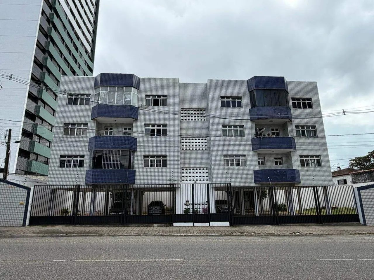 Apartamento em Lagoa Nova, Natal | 3 quartos, 107m² | Emobi