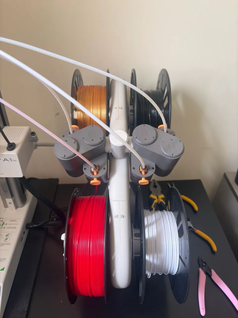 Impressora 3D Bambu Lab A1 Mini Combo (AMS lite - 4 Cores) + 10 Filamentos - Foto 3
